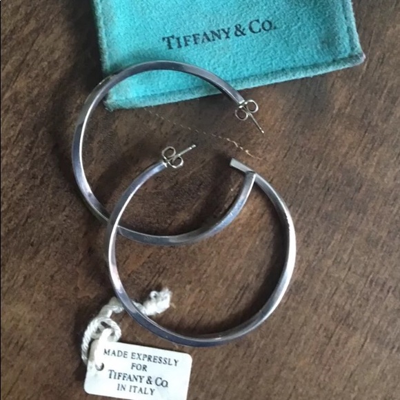 Tiffany sterling hoops - Picture 5 of 8